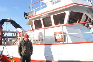 Hummertrawler rigget om til torskefiskeri ved Bornholm.  Foto: Skipper og partreder Rasmus Jensen skal fremover sejle R 230 Ocean Freja - RsC