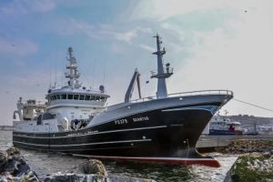 Den samme melding kommer fra det skotske skib Quantus, på godt 65 meter, der ligeledes i uge 11 landede en pæn fangst på 1.700 tons blåhvilling til Havsbrún. foto: Ivan Reid Fiskur.fo