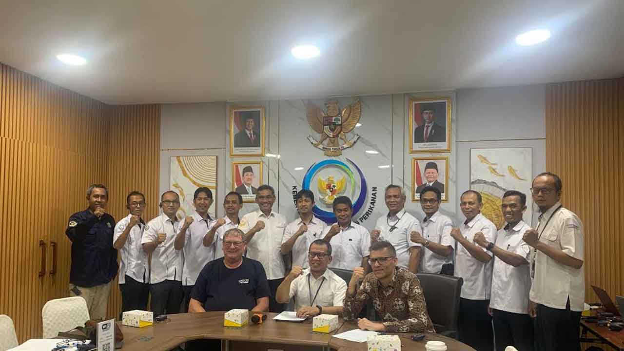 Read more about the article North Sea College: Michael underviser indonesiske søsikkerhedsinstruktører