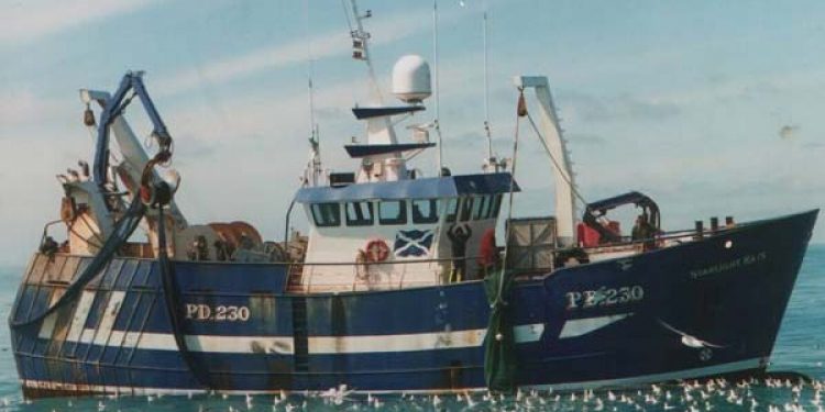 En talsmand fra politiet fortæller: "Grampian Politiet efterforsker det  uforklarlige dødsfald  af en 37-årige mand om bord på et fiskerfartøj i Nordsøen. Efterforskningen er sat i gang".  Foto: adam+ryan