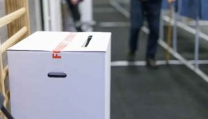 Tirsdag 24. marts 2026 går danskerne til stemmeurnerne ved folketingsvalget. Også fiskere kan naturligvis stemme, enten på valgdagen eller ved at brevstemme, hvis man er på havet. arkivfoto