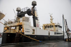 Færøerne: Trawler med motorproblemer måtte have hjælp foto: fiskur.fo