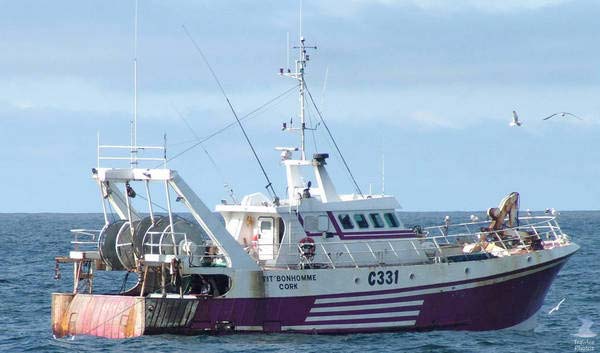 Read more about the article Irland – Eftersøgning af fem savnede fiskere er indstillet for natten