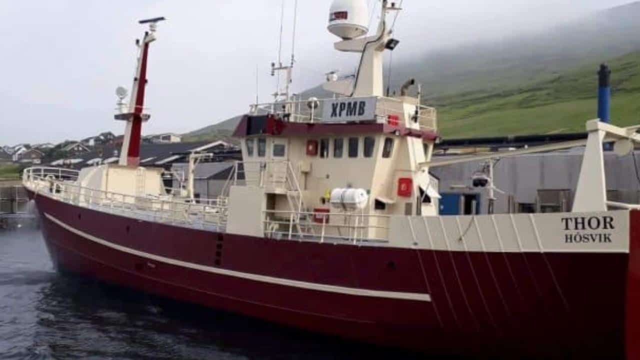 Det færøske garnskib **Thor** landede i sidste uge en last på 7,7 tons, hvoraf 5 tons var hellefisk, som opnåede en kilopris på 30,- kr.