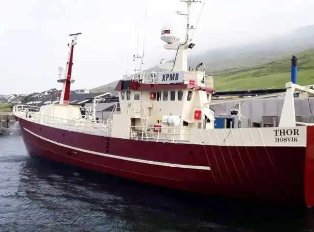 Read more about the article Færøerne: Fisk landet med garn, line og trawl i Tórshavn