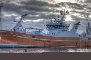 Den svenske fiskerfamilien fra Fiskebäk får tvillingeskibe - blandt andet det nybyggede skib »Torland« der netop færdiggøres på Karstensens Skibsværft i Skagen