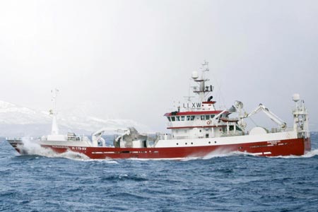 Read more about the article Færøsk trawler med nyt pelagisk trawl