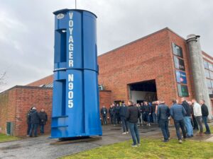 Thyborøn Trawldoor præsenterede nye trawldøre, inklusive deres fjernstyrede pelagiske døre, som allerede bruges af mange fiskere. foto: hampidjan