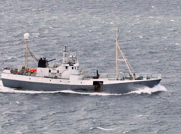 Read more about the article Færøerne: De færøske line- og garnfartøjer samt trawlere landede blandet fisk i havnene