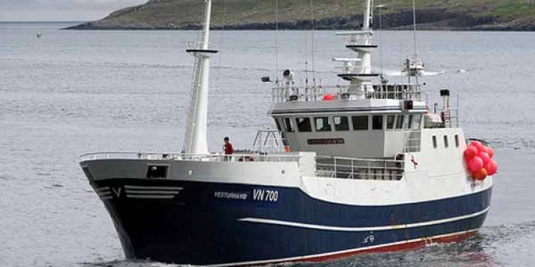 Linefartøj Vesturhavid lander torsk i Toftir