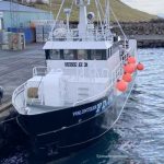 Også linekutteren **Volunteer** har været i havn i Toftir i denne uge. Her blev der landet 20,5 tons fisk, primært torsk og kuller. foto: fiskur.fo / FS