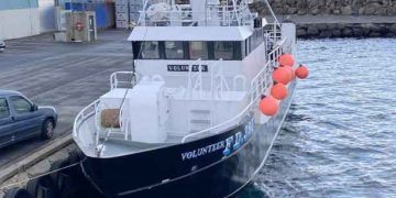 Der har i den forløbne uge været aktivitet i fiskerihavnen i Toftir, hvor linefartøjet »Volunteer« har landet en pæn fangst af kuller efter et fiskeri i det nordatlantiske farvand nord for Færøerne. foto: Fiskur.fo - FS