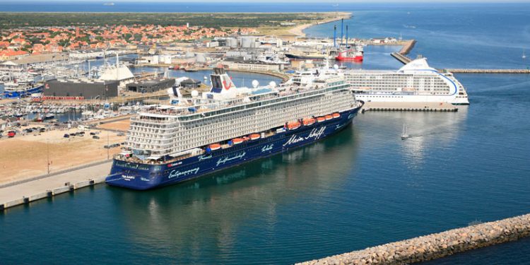 Skagen Havn forventer rekord i antallet af Cruise-gæster - Mein Schiff 4 og Regent Seven Seas Voyager
