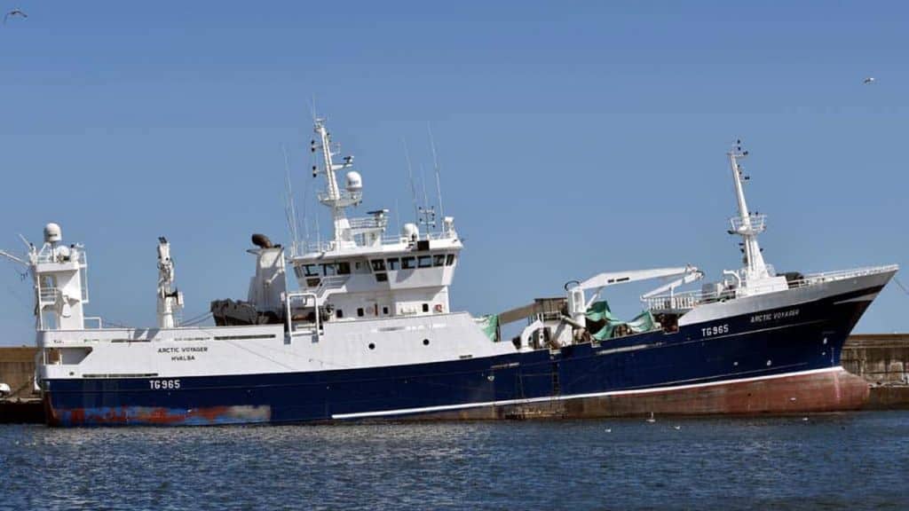 Read more about the article Færøerne: Enkelte fartøjer er færdige med blåhvilling-fiskeriet