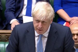 Brexit og handelsaftalen hænger i en tynd tråd - Boris Johnson