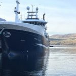 Færøerne: Industrifiskeriet efter blåhvilling går forrygende foto: Vestmenningur - havsbrún