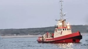 Hanstholm Havn: Fiskefartøj ramte en »sandpude« og fik retning molen i nat. arkivfoto: Hanstholm Redningsstation