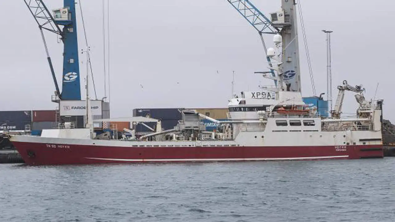Read more about the article Færøerne: Færøske og grønlandske trawlere har travlt i makrelfiskeriet