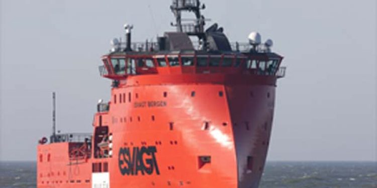 Hvide Sande firma løfter kompleks offshore opgave.  Foto: Esvagt Bergen