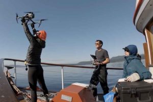 droneoptagelser af jagten - snapshot The Guardian - Youtube