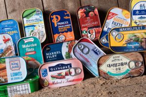 Sæby Fiskeindustri lancerer nye smagsvarianter af makrel på dåse foto: Saeby fiskeindustri