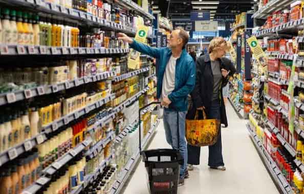 Read more about the article Globale kriser presser fødevarepriserne – også på fisk og grønt