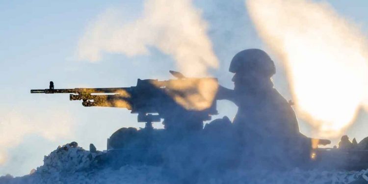 FE’s vurdering af en stigende krigsrisiko i Europa understreger behovet for et robust og selvforsynende fødevaresystem. Fiskeri spiller en central rolle i Danmarks forsyningssikkerhed, men bliver i dag presset af økonomiske byrder og politiske beslutninger. foto: Forsvaret