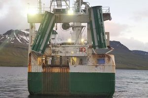 Islandsk trawler har fået Tornado trawlskovle  Foto: nye Tornado trawlskovle på 11 m2 - Vónin