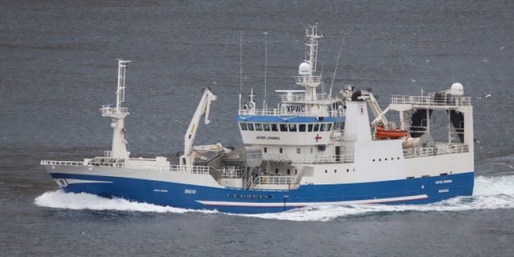 Færøerne: Sildefiskeriet afløses nu af fiskeriet efter blåhvilling - foto: Kiran J