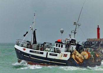 Tre trawlere er opbragt af den norske kystvagt - nu skal alle tages foto: Sejberg Skibsbilleder
