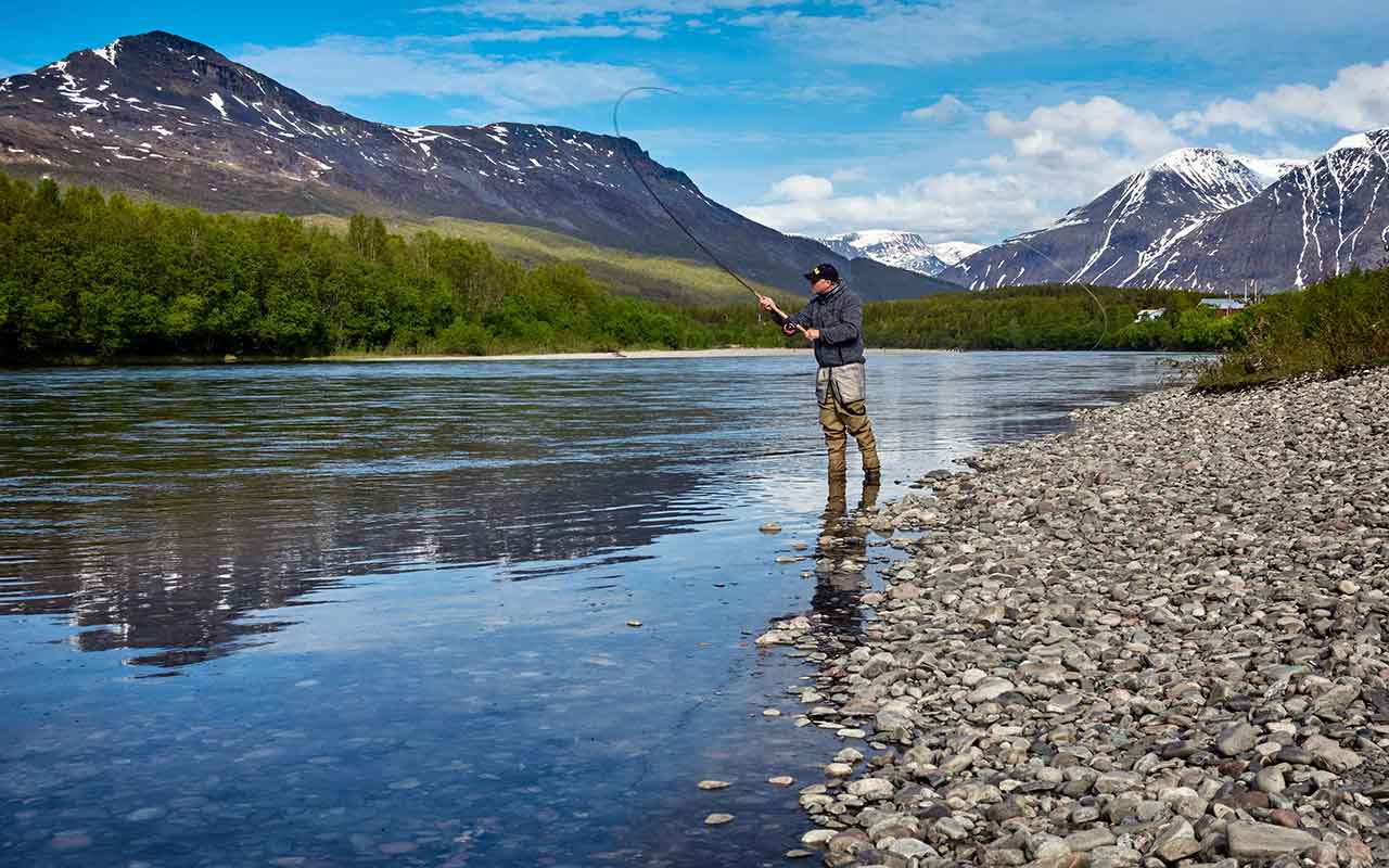 Read more about the article Lån til fiskeudstyr: Sådan får du råd til din hobby