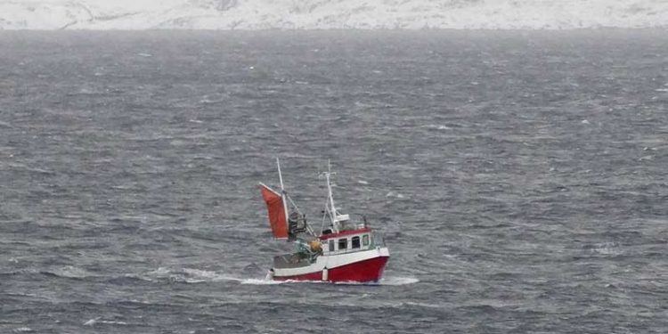 Godt norsk torskefiskeri i dårligt vejr. Foto : Stontamar