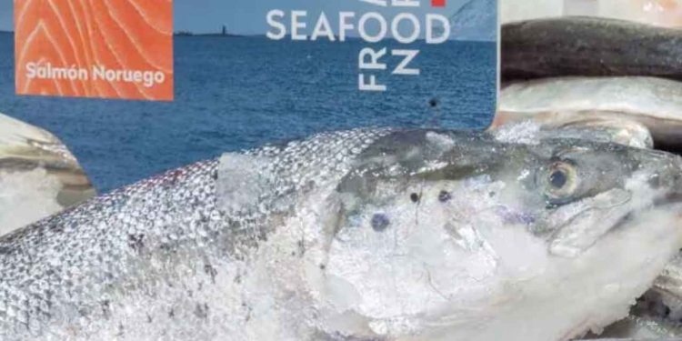 Sydeuropæere forbinder fortsat norsk laks med god smag og høj kvalitet. Mange ser den også som frisk og sund mad. En undersøgelse viser, at laks fra Norge stadig har et godt ry og står stærkt i konkurrencen i både Spanien, Italien og Frankrig. foto: Norges Sjømatraad