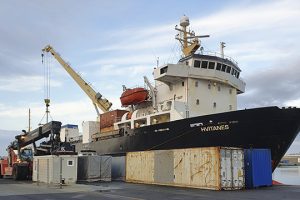 Godstransporten over Hirtshals Havn trodser Corona-krisen