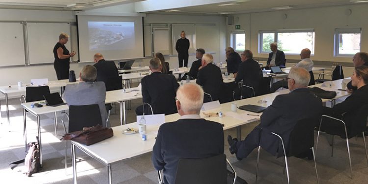 Årsmødet i Vestkysthavnegruppen blev i 2020 afholdt på Nordsøen Forskerpark i Hirtshals med deltagelse af bestyrelsesmedlemmer og direktører fra havnene i Skagen, Hirtshals, Hanstholm, Thyborøn, Thorsminde og Hvide Sande