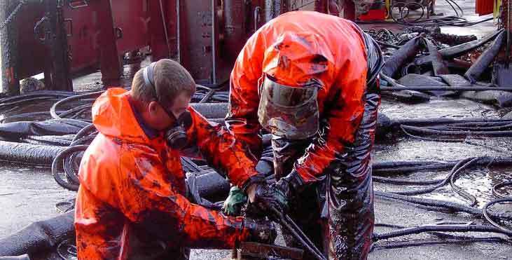 Read more about the article Skyggeflåden sejlede mindst 292 gange gennem dansk farvand – frygt for olieulykke ved kysten