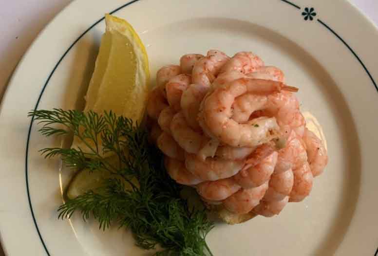 Read more about the article Strandkrabber, skærising og kulmule? Her er forslag til fire alternative retter til det traditionelle påskebord