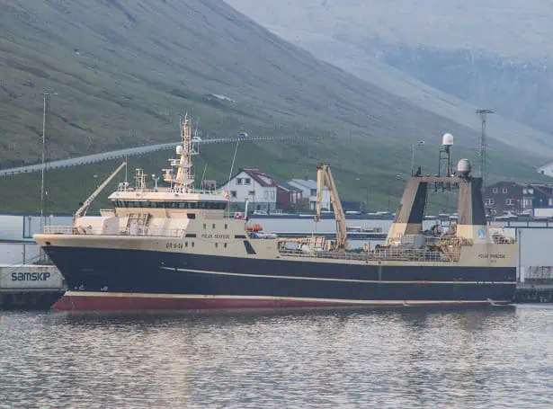 Read more about the article Færøerne: Grønlandsk fabriks-trawler landede stor fangst af torsk