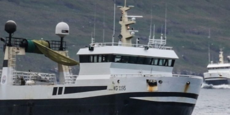 Færøerne: Travlhed med partrawl i farvandet ud for den Nordatlantiske ø foto: Kiran J