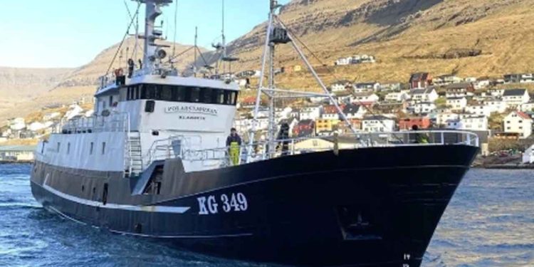 Efter fem måneders værftsophold er det færøske fryselinefartøj »Polarstjørnan« nu tilbage i aktion og har netop afsluttet sin første fisketur til Flemish Cap med stor succes. foto: sm fiskur.fo