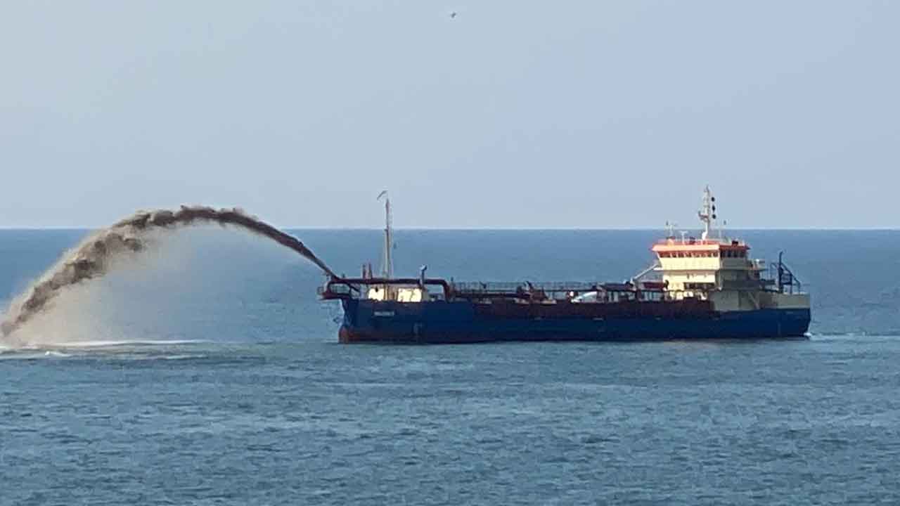 Read more about the article En ny sandrevle etableret ud for kysten ved Nr. Lyngby