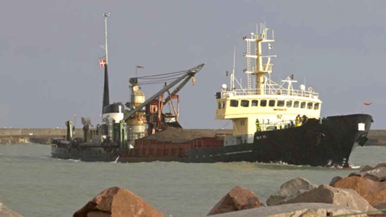 Read more about the article Dansk ralsuger sendt i skjult mission mod russisk krigsskib