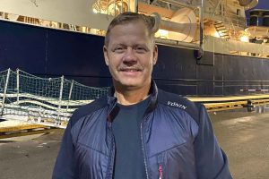 Den islandske trawler »Beitir«, der er én af islands største og mest moderne pelagiske trawlere, har nu præcision til søs med Vónins fuldt kontrollerbare Twister-trawldøre. Det skete da trawleren drog ud til årets makrelsæson pg for skipper ombord, Tómas Kárason, var effekten mærkbar med det samme. foto: vonin