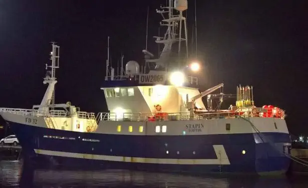 Read more about the article Færøerne: Frossen torsk landet i tonsvis til Kollefjord