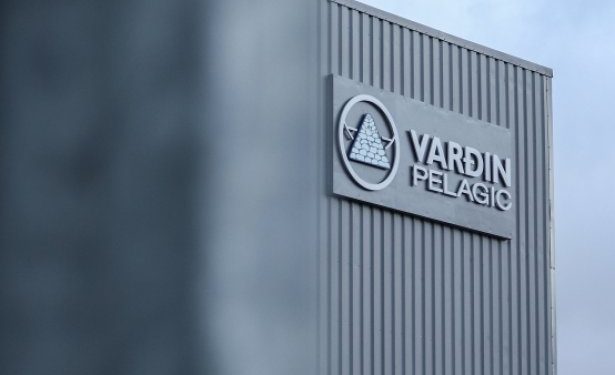 landet hos Varðin Pelagic i Tvøroyri - Fiskur.fo