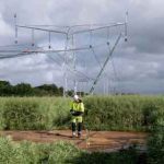 Efter mere end et årti undervejs er den store Vestkyst-forbindelse nu klar til at blive taget i brug. Den 172 kilometer lange 400 kV-højspændingsforbindelse fra Holstebro til den dansk-tyske grænse bliver sat i drift i løbet af marts og april og markerer dermed en vigtig milepæl i udbygningen af det danske elnet. foto Energinet